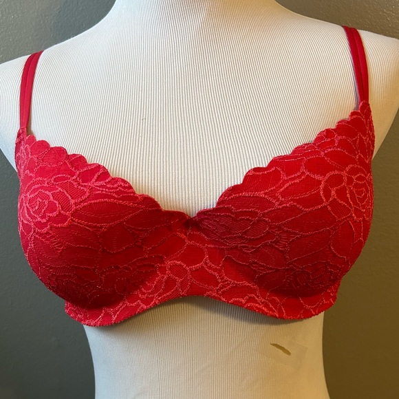 Victoria's Secret Other - Victoria’s Secret bra 36D